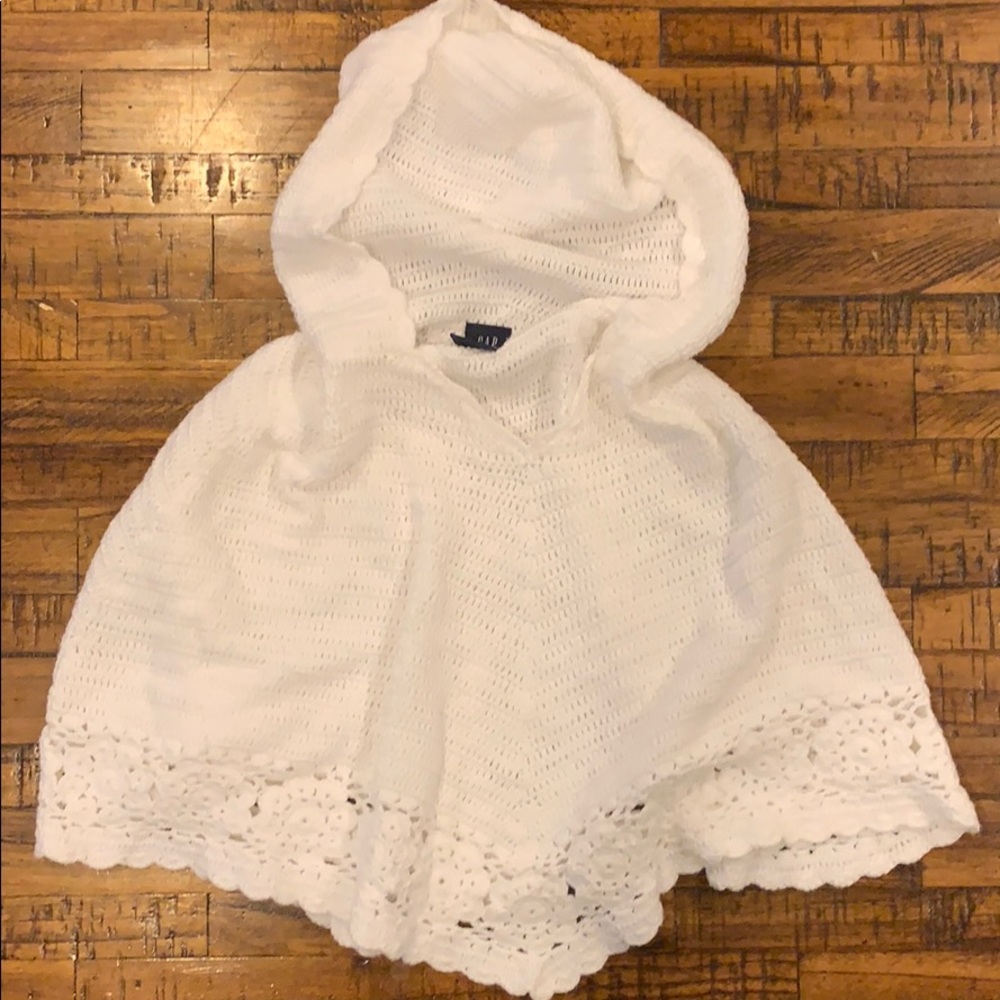 Gap knit sweater no sleeves